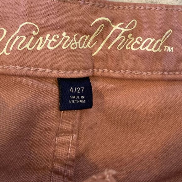 Universal Thread jean Shorts Size 4 - Picture 3 of 5